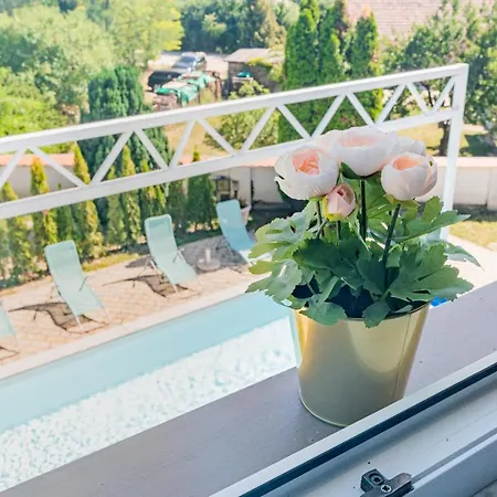 B&B Lilith Smart Fertőrákos