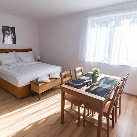 B&B Lilith Smart Fertőrákos