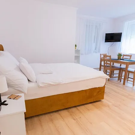 Lilith Smart Bed and breakfast