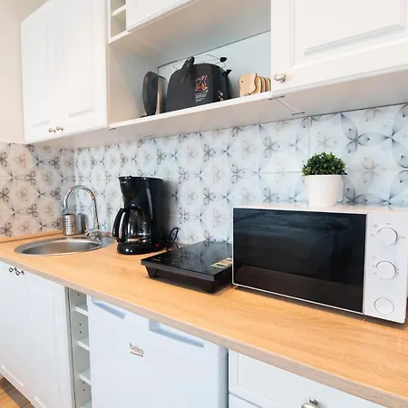 فندق مبيت وإفطار Lilith Smart Fertőrákos