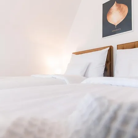 Lilith Smart Bed & Breakfast