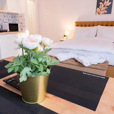 Lilith Smart Bed and breakfast 3*
